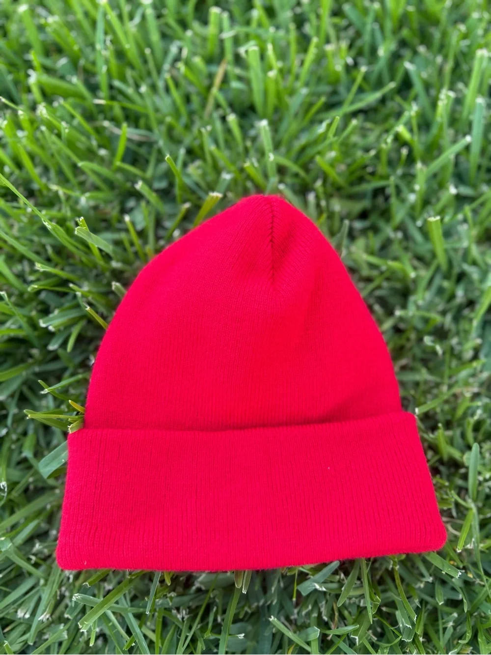 Men’s Nike Comfortable Red Beanie Cuffed Size Large